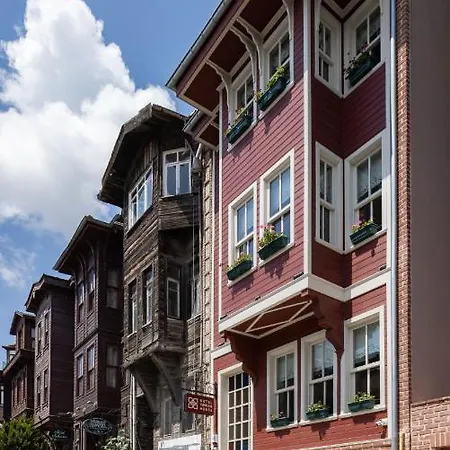 Turkish House فندق *